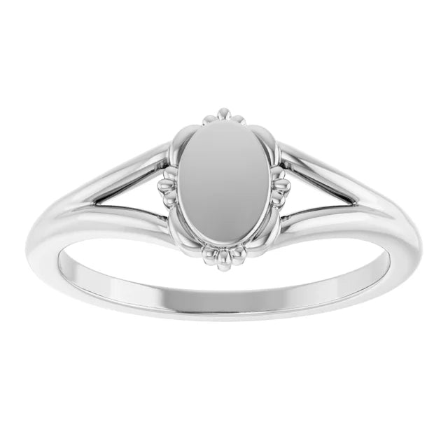Engravable Vintage-Inspired Signet Ring
