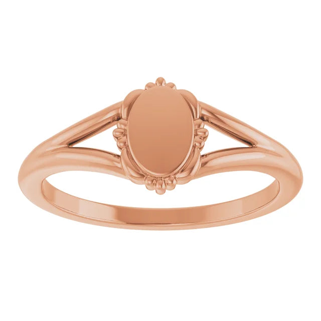 Engravable Vintage-Inspired Signet Ring
